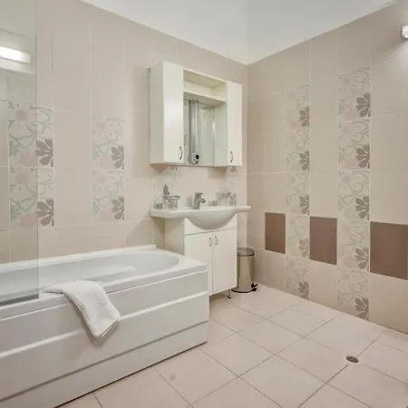 Continental Lejlighedshotel 4*