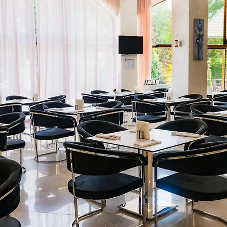 Aparthotel Continental 4*