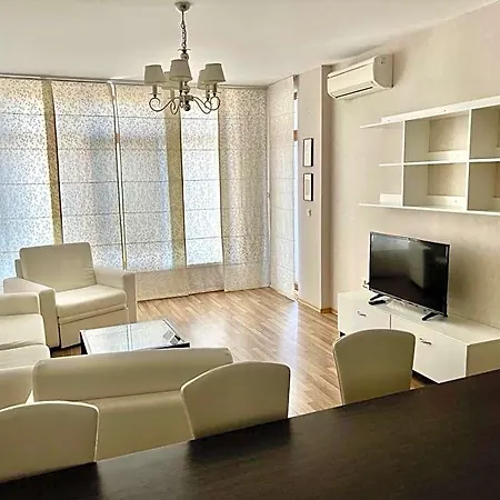 Continental Апарт-отель 4*