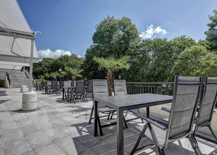 Continental Aparthotel