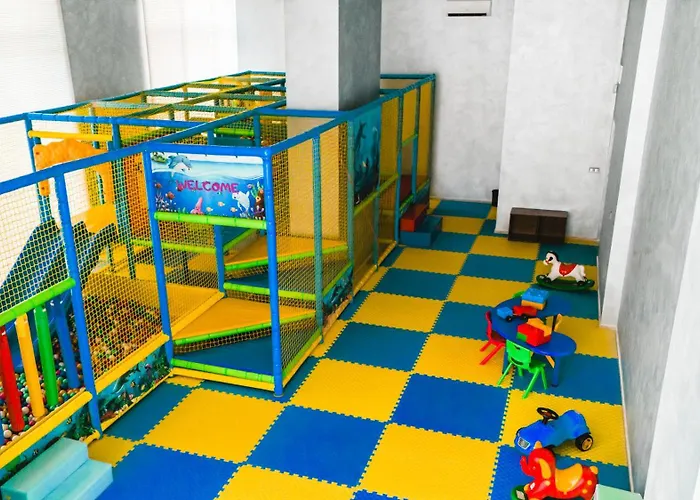 Continental Apartahotel 4*