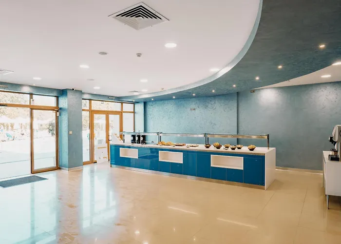 Aparthotel Continental 4*